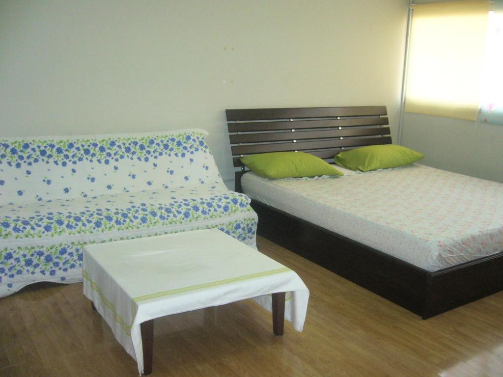 Impact Don Mueang Bangkok Guest House Exteriör bild