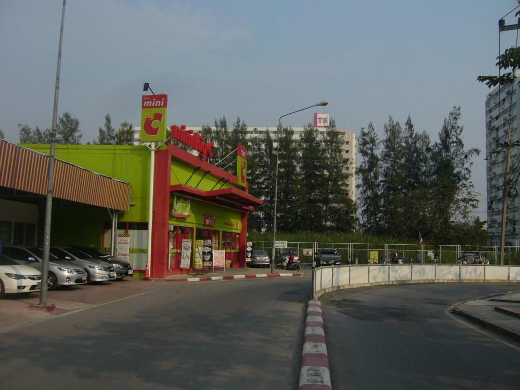 Impact Don Mueang Bangkok Guest House Exteriör bild